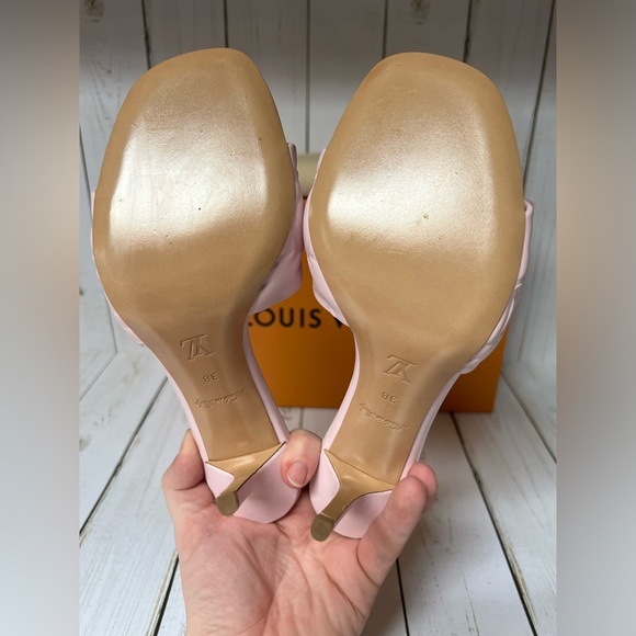 Louis Vuitton Lambskin Embossed Monogram Revival Sandals Pink Sz 38 / 8 - Picture 16 of 16